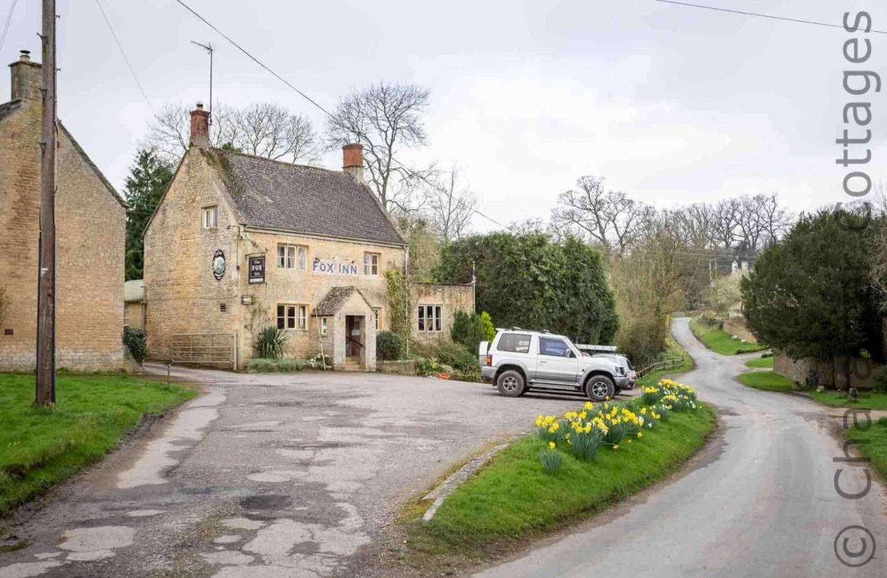 Shenley Villa Broadwell  Exterior photo