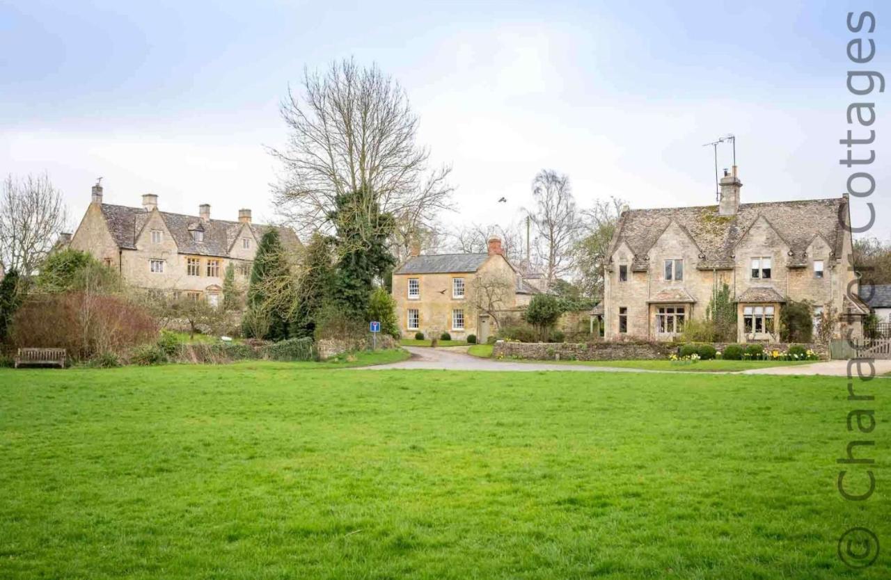 Shenley Villa Broadwell  Exterior photo
